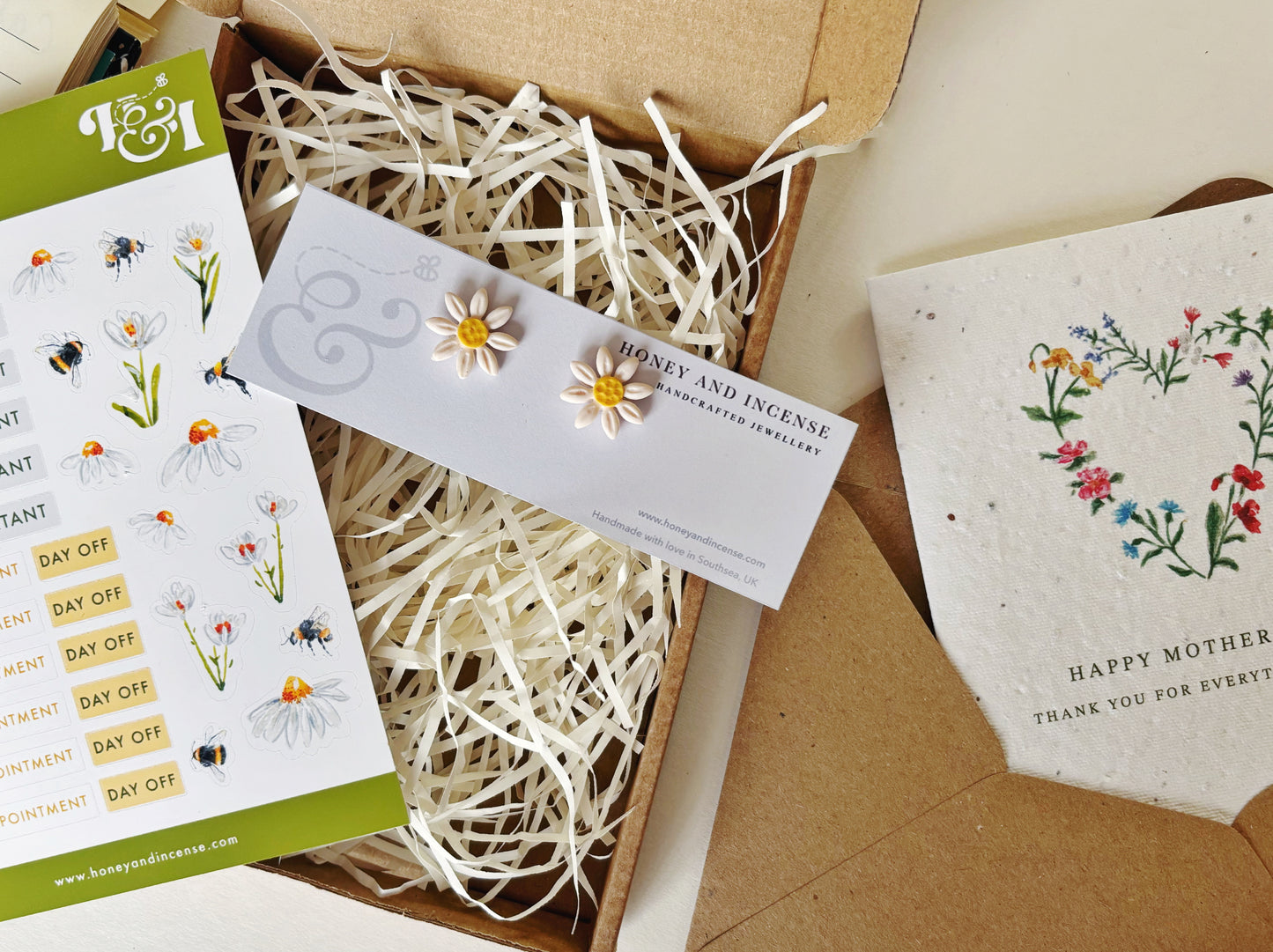 Daisy Mother’s Day Gift Box