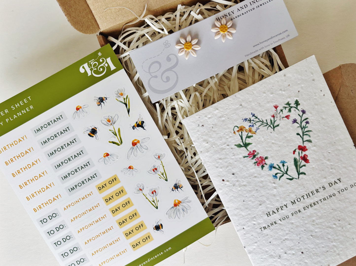 Daisy Mother’s Day Gift Box