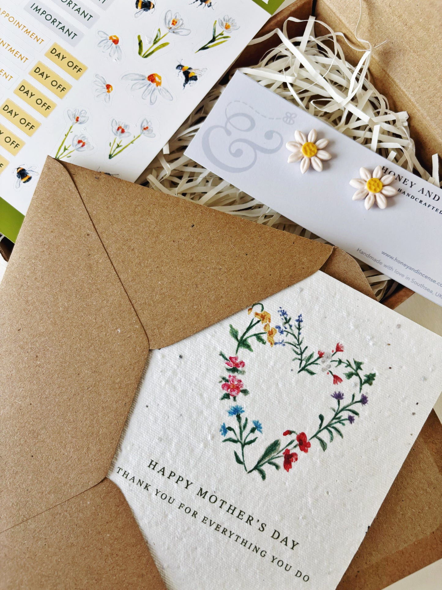Daisy Mother’s Day Gift Box