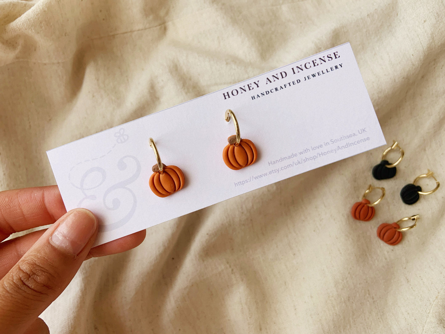 Mini Pumpkin Huggies